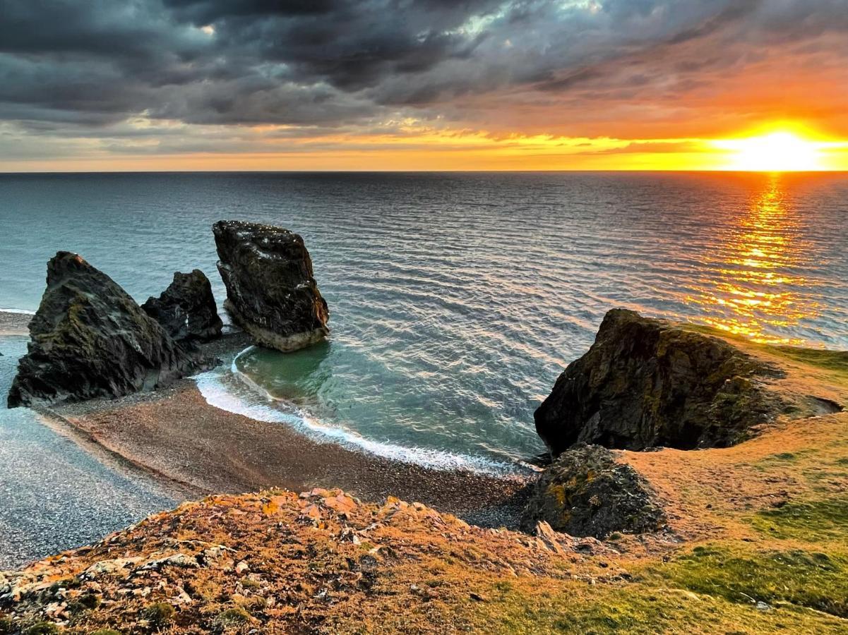 Mynydd A Mor Villa Trefor  Ngoại thất bức ảnh
